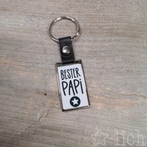 schluesselanhaenger aus metall personalisiert